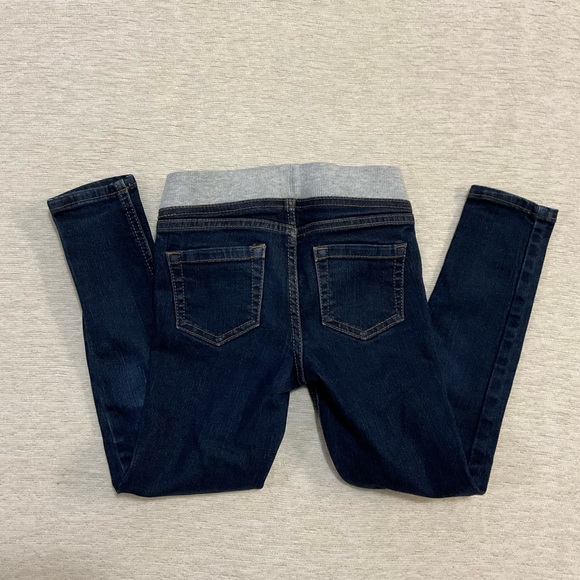 Dark Blue Girl's Jeans with Gray Waistband Size 6/6x - Picture 2 of 2